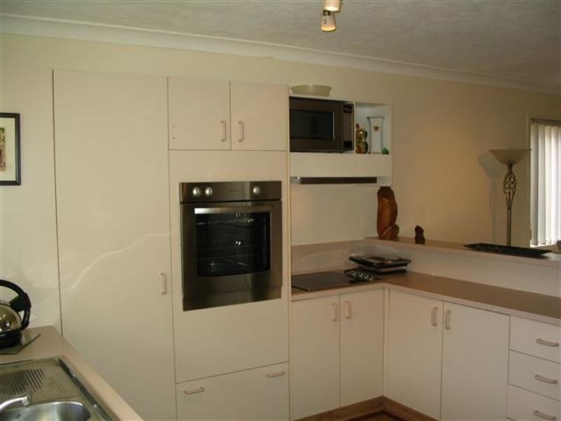 25/469 Pine Ridge Road, Runaway Bay QLD 4216