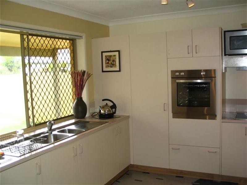 25/469 Pine Ridge Road, Runaway Bay QLD 4216