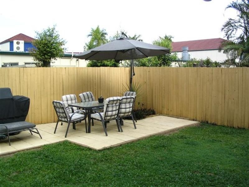 25/469 Pine Ridge Road, Runaway Bay QLD 4216