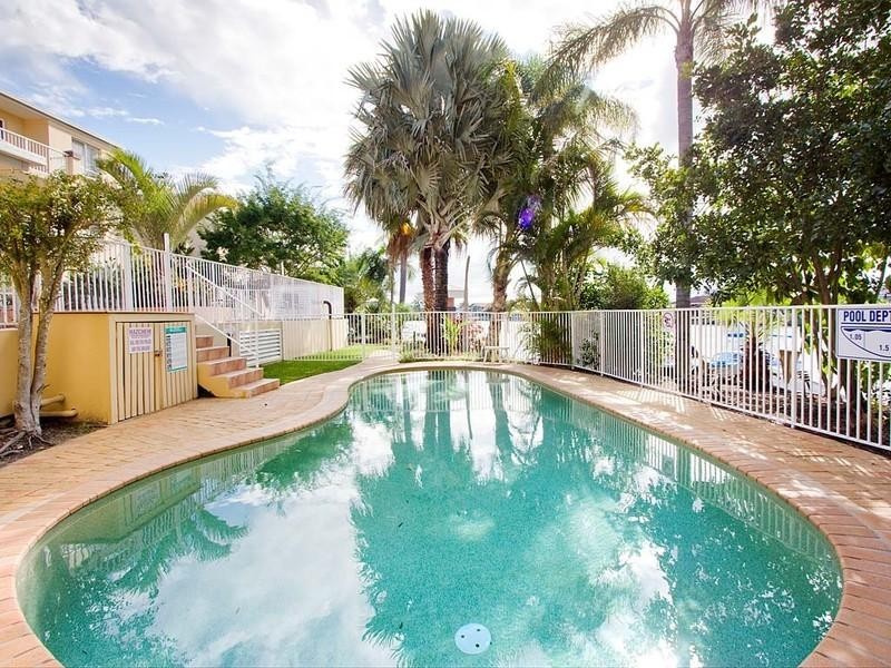 33/11-19 Taylor Street, Biggera Waters QLD 4216