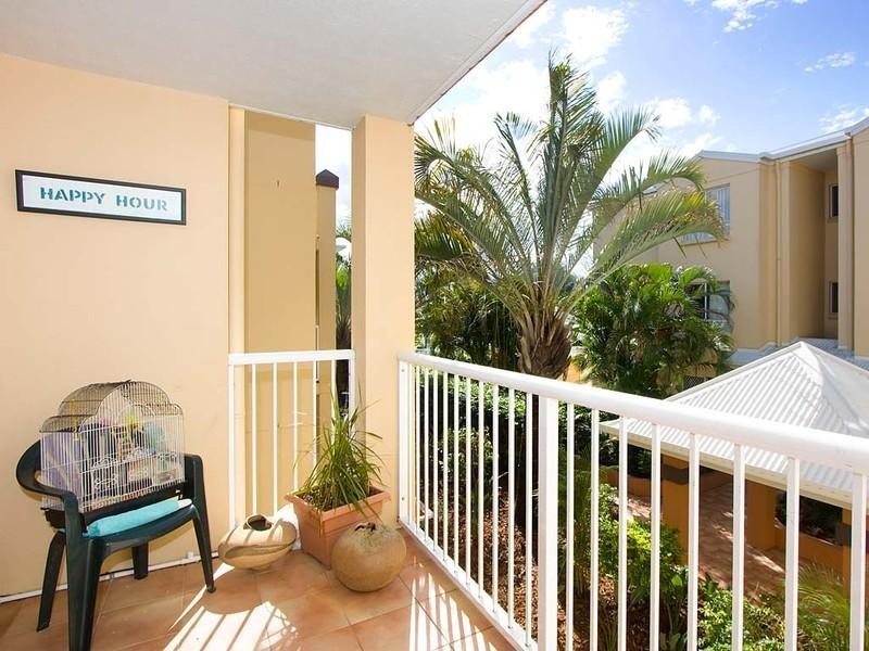 33/11-19 Taylor Street, Biggera Waters QLD 4216