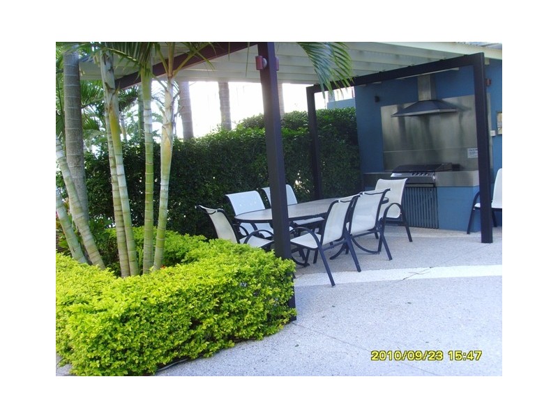 11/326 Marine Parade, Labrador QLD 4215