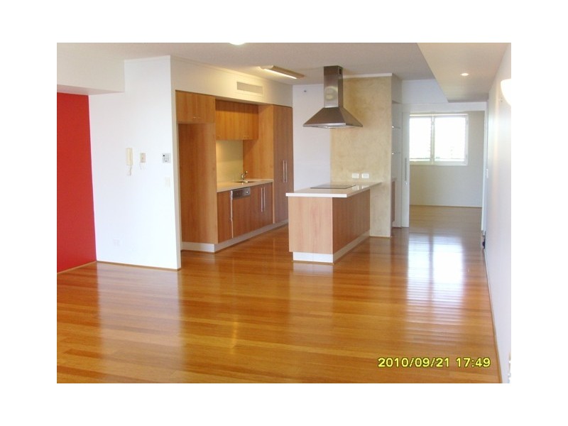 11/326 Marine Parade, Labrador QLD 4215