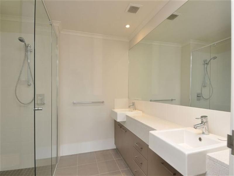 Runaway Bay QLD 4216