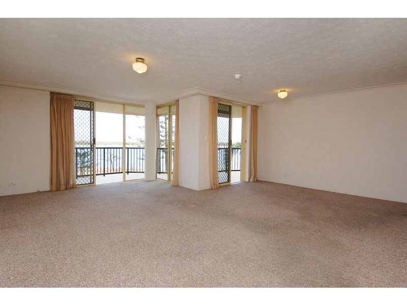 11/418 Marine Parade, Biggera Waters QLD 4216