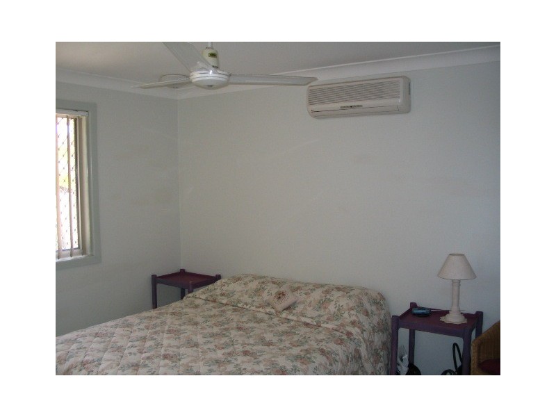 10 Annoula Avenue, Biggera Waters QLD 4216