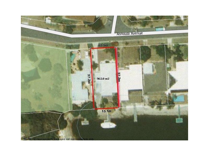 10 Annoula Avenue, Biggera Waters QLD 4216