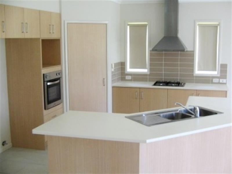 28 Lakeland Drive, Tanah Merah QLD 4128