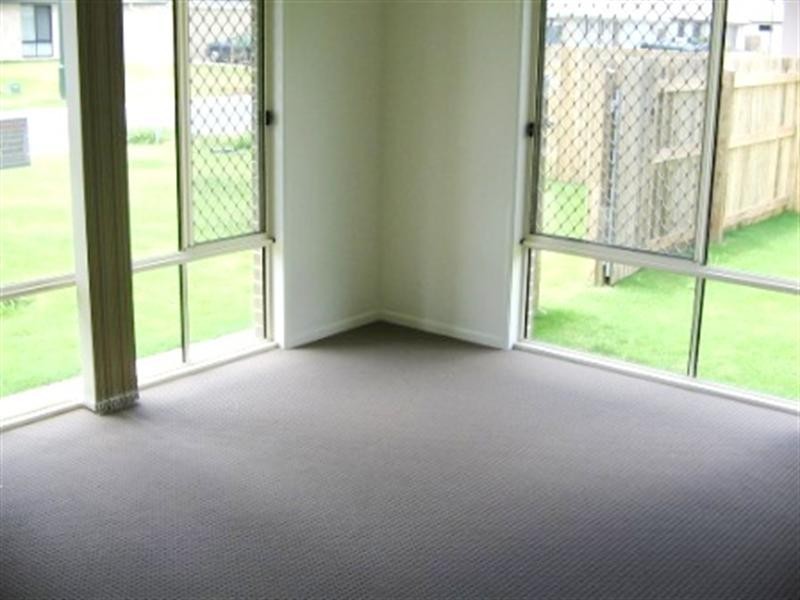 28 Lakeland Drive, Tanah Merah QLD 4128