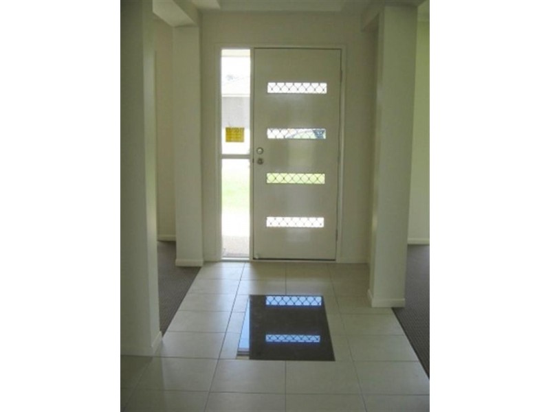 28 Lakeland Drive, Tanah Merah QLD 4128