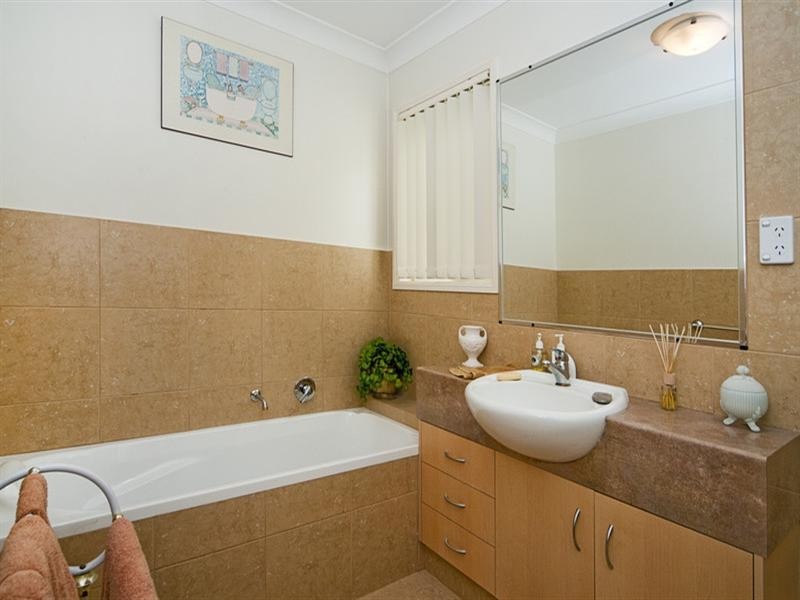 6/5 Chanell Close, Coombabah QLD 4216