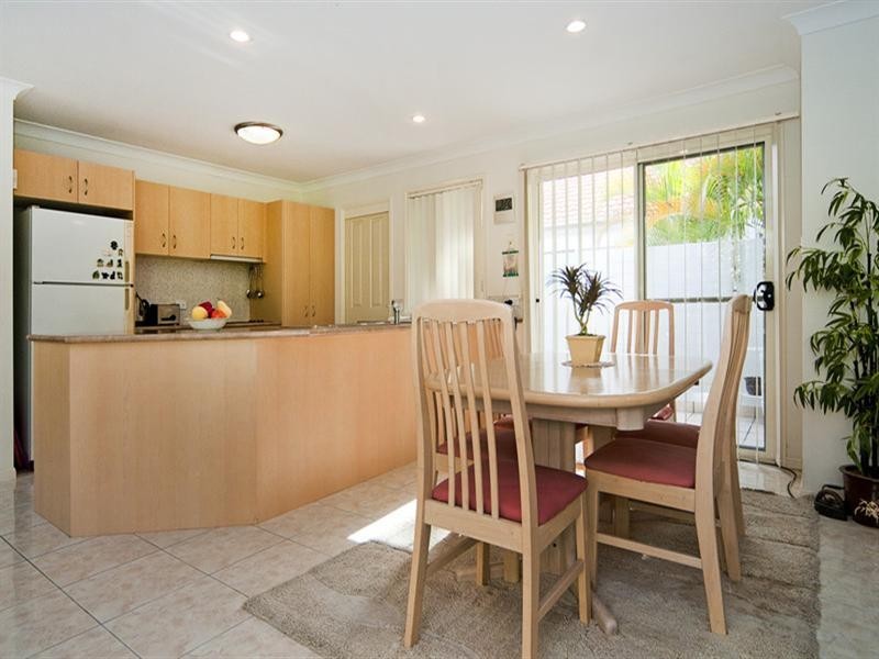6/5 Chanell Close, Coombabah QLD 4216