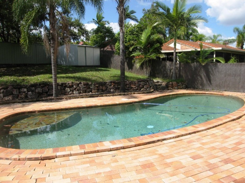 15 Wolvi Place, Helensvale QLD 4212