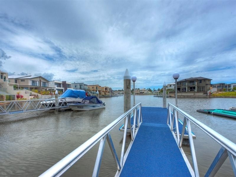 1/27 Compass Drive, Biggera Waters QLD 4216