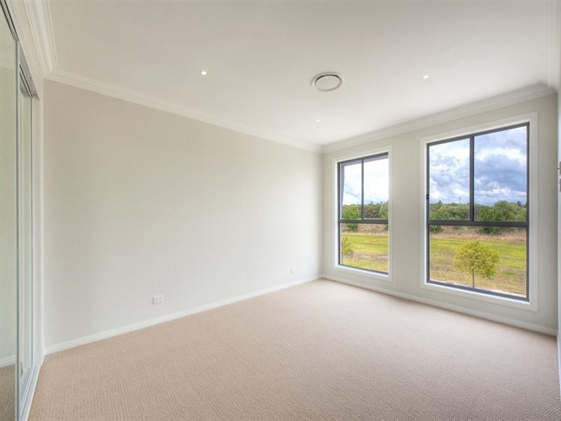 1/27 Compass Drive, Biggera Waters QLD 4216