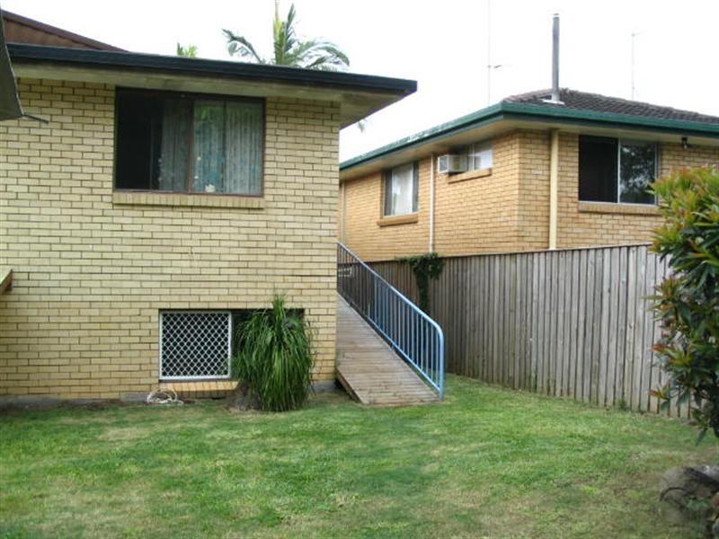 38 Nerang-Broadbeach Road, Nerang QLD 4211