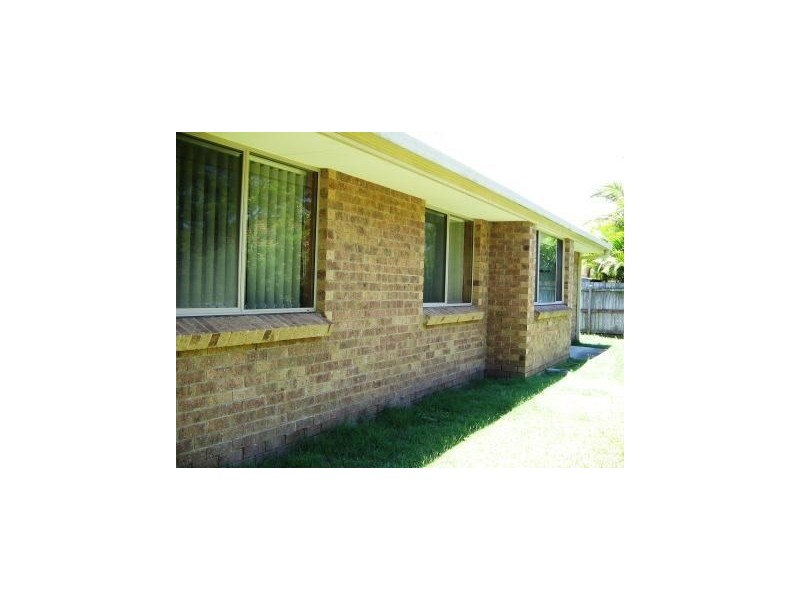 2/13 Possum Court, Coombabah QLD 4216