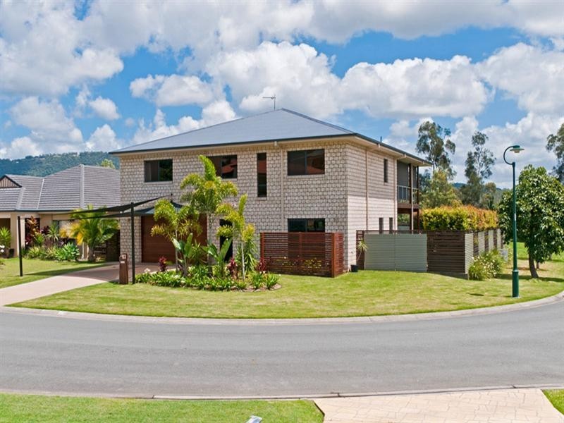 63 Graywillow Boulevard, Oxenford QLD 4210