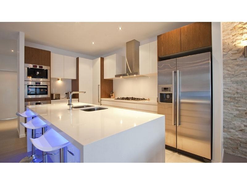 66B Compass Drive, Biggera Waters QLD 4216