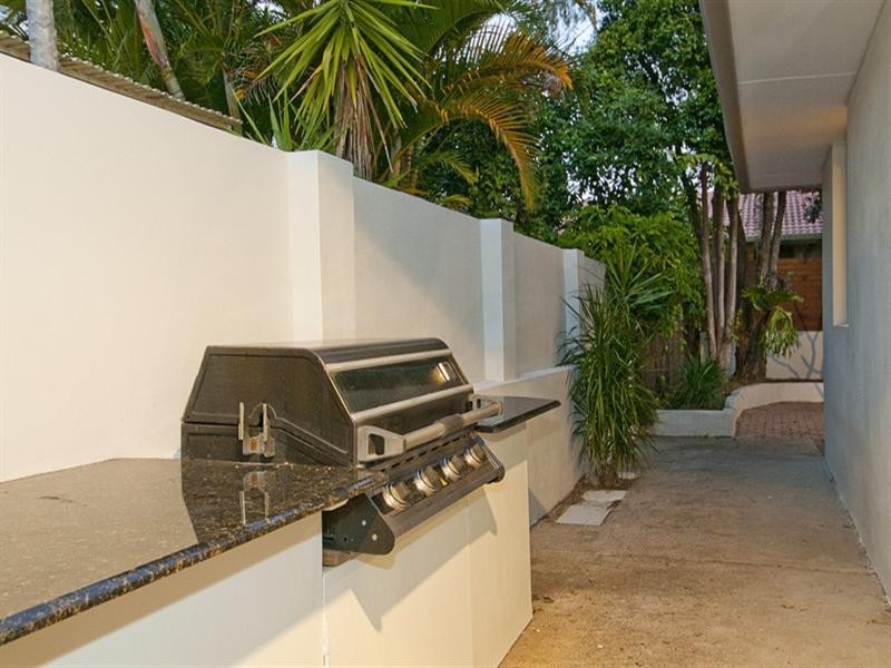 64 Poinsettia Avenue, Runaway Bay QLD 4216