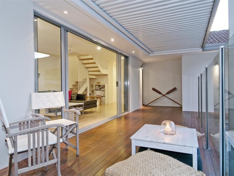 64 Poinsettia Avenue, Runaway Bay QLD 4216