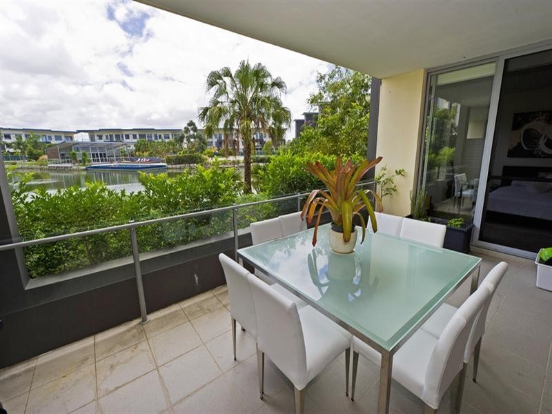 217/3 Pendraat Parade, Hope Island QLD 4212