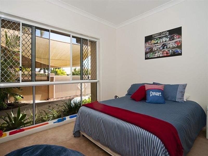 10 Grand Canal Way, Runaway Bay QLD 4216