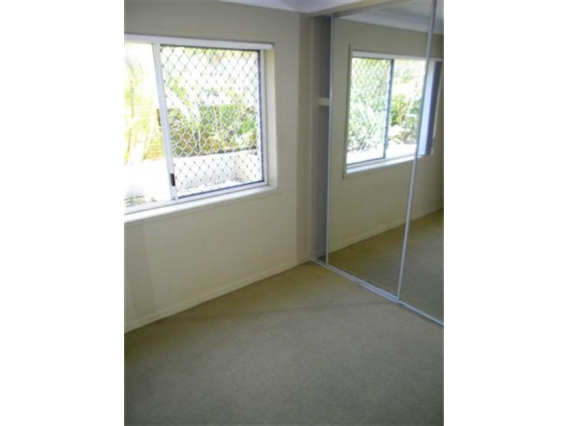 3/111 Frank Street, Labrador QLD 4215