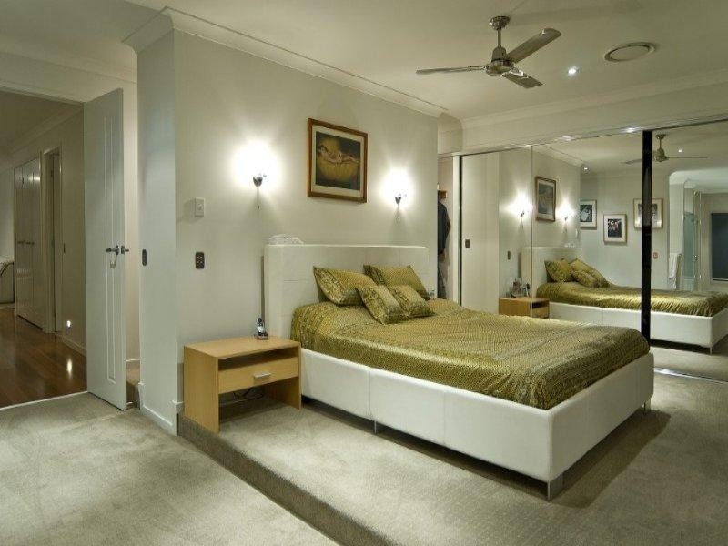 Sovereign Islands QLD 4216