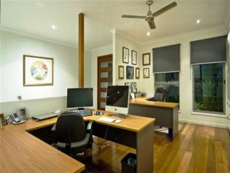 Sovereign Islands QLD 4216