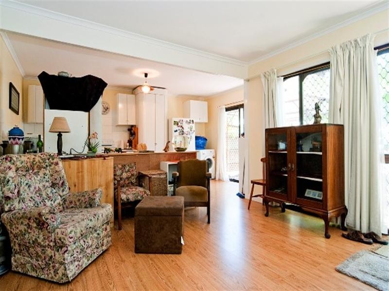 34 Allinga Street, Coombabah QLD 4216