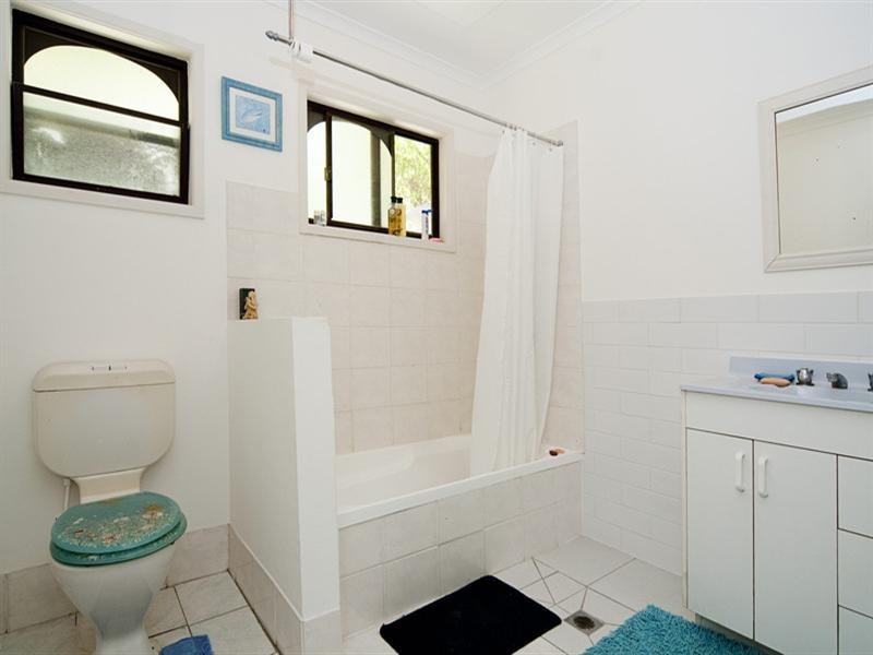 34 Allinga Street, Coombabah QLD 4216