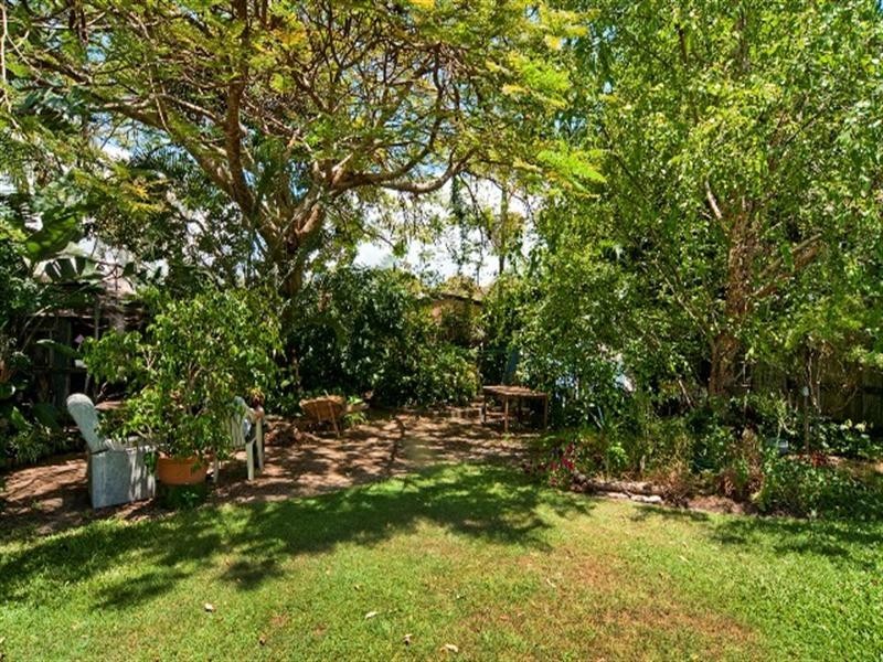 34 Allinga Street, Coombabah QLD 4216