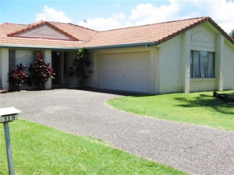 112 MONTEREY KEYS Drive, Helensvale QLD 4212