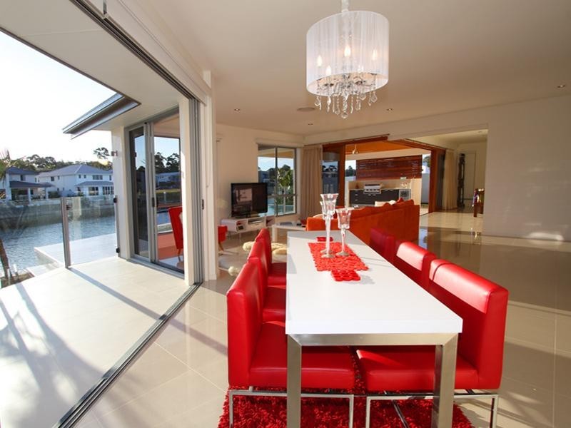 22 Middle Quay Drive, Biggera Waters QLD 4216