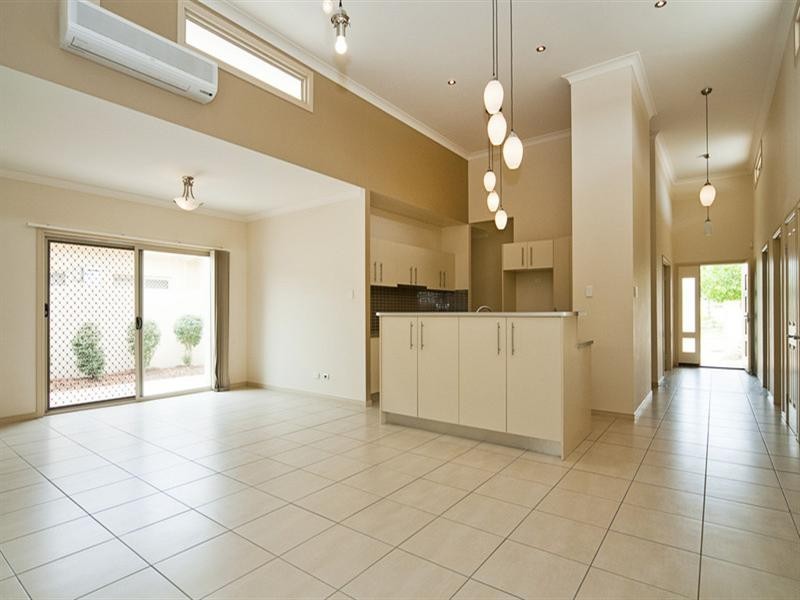 75 East Quay Drive, Biggera Waters QLD 4216