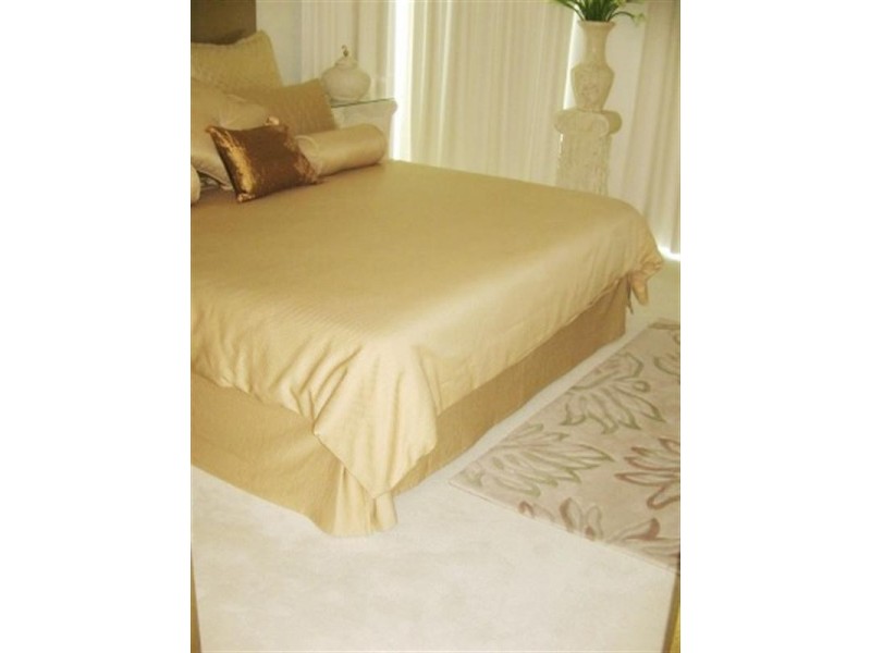 Sovereign Islands QLD 4216