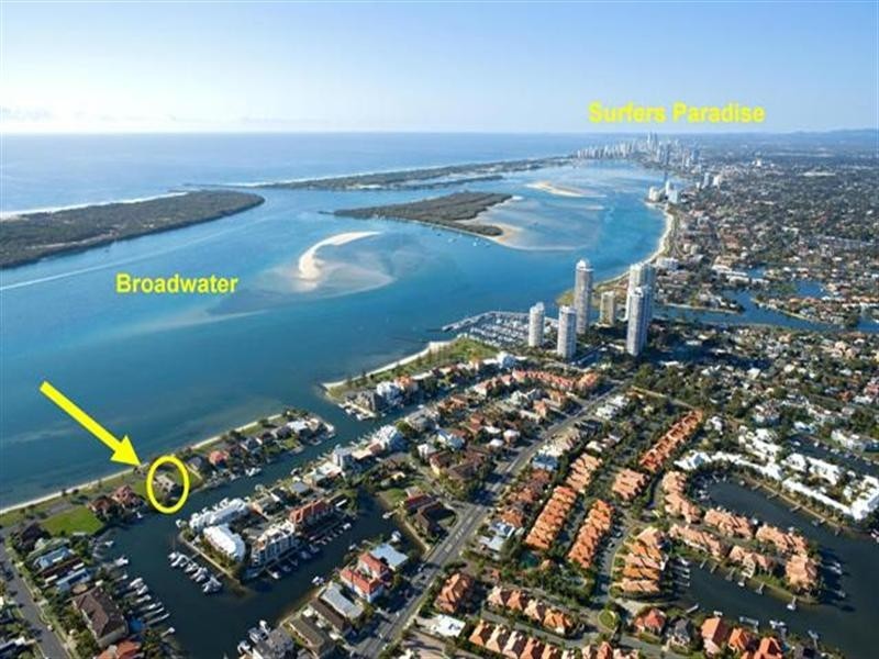 20 Anglers Esplande, Runaway Bay QLD 4216