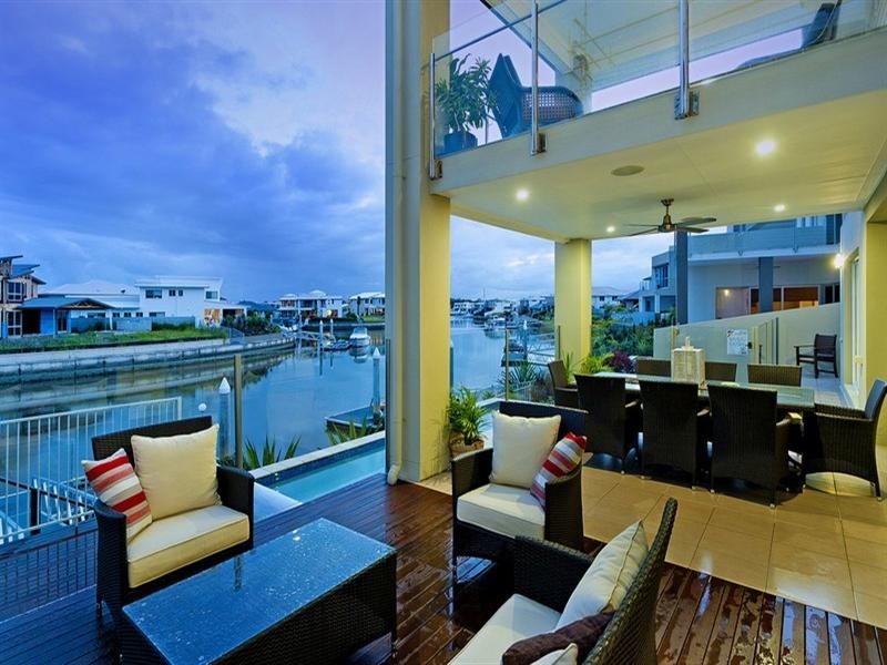 77 Compass Drive, Biggera Waters QLD 4216