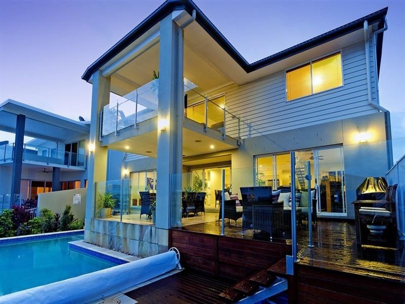 77 Compass Drive, Biggera Waters QLD 4216