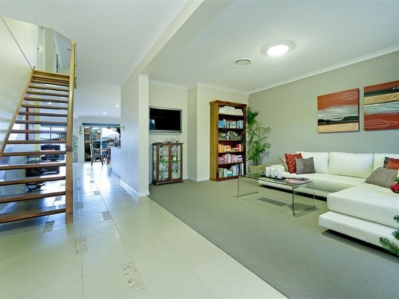 77 Compass Drive, Biggera Waters QLD 4216