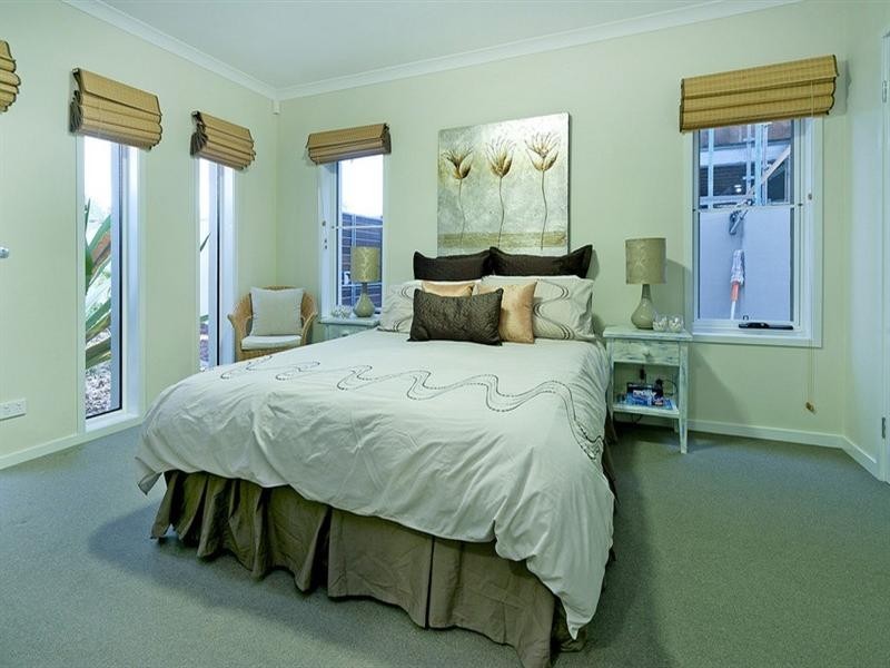 77 Compass Drive, Biggera Waters QLD 4216