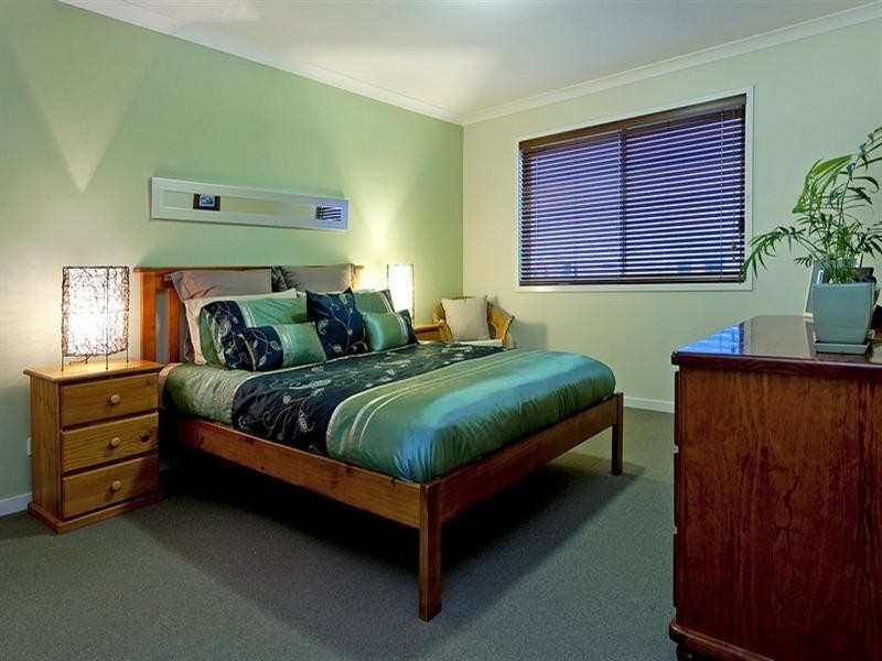 77 Compass Drive, Biggera Waters QLD 4216