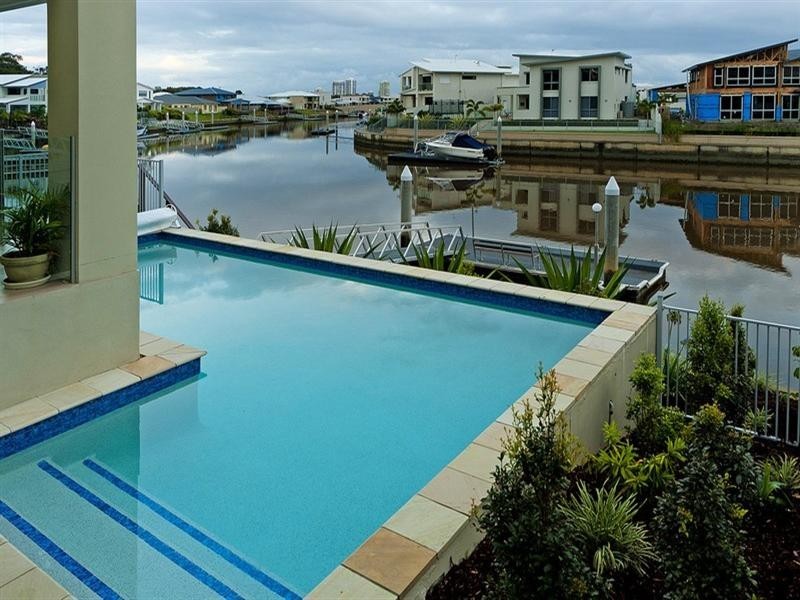 77 Compass Drive, Biggera Waters QLD 4216