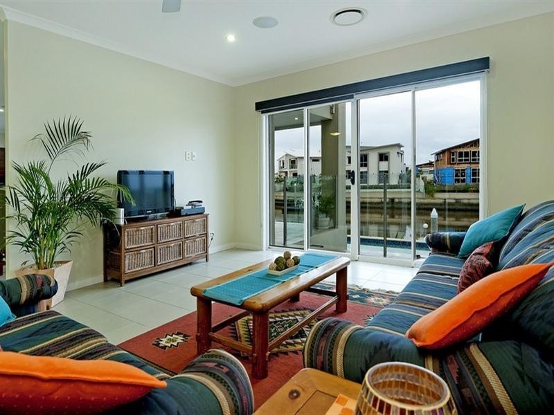 77 Compass Drive, Biggera Waters QLD 4216