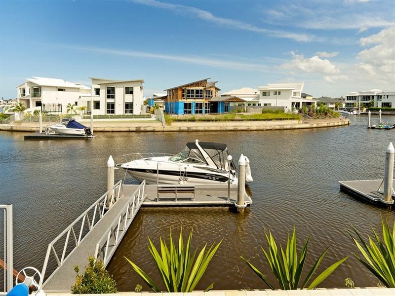 77 Compass Drive, Biggera Waters QLD 4216
