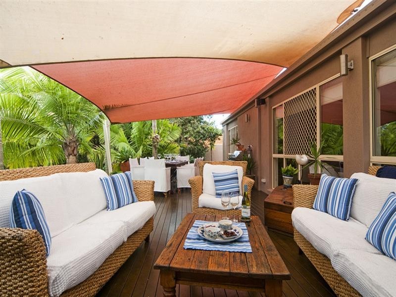 38 Arun Drive, Arundel QLD 4214