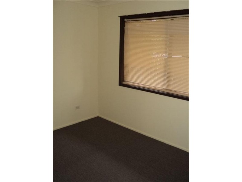 1/36 Anembo Street, Chevron Island QLD 4217