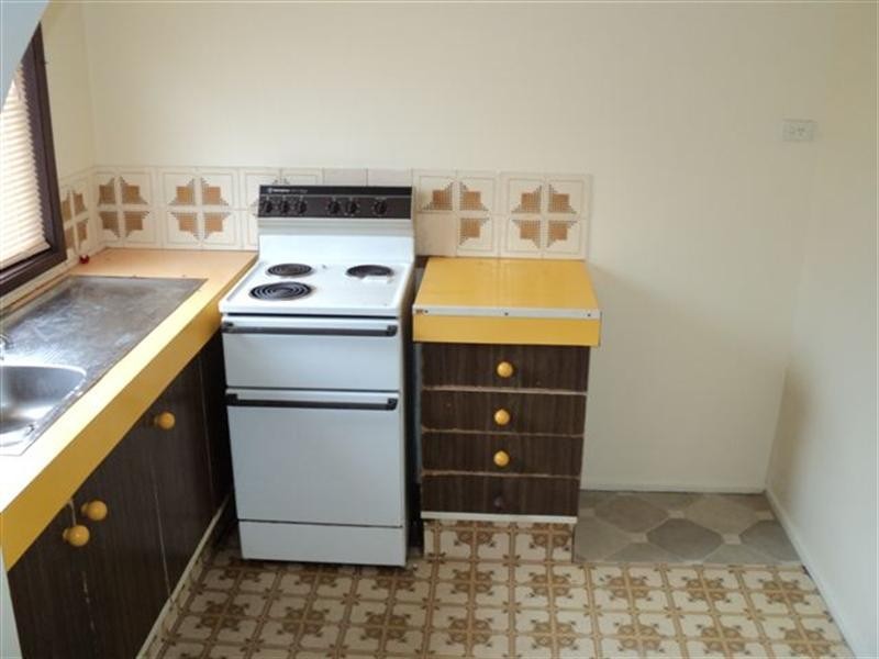 1/36 Anembo Street, Chevron Island QLD 4217