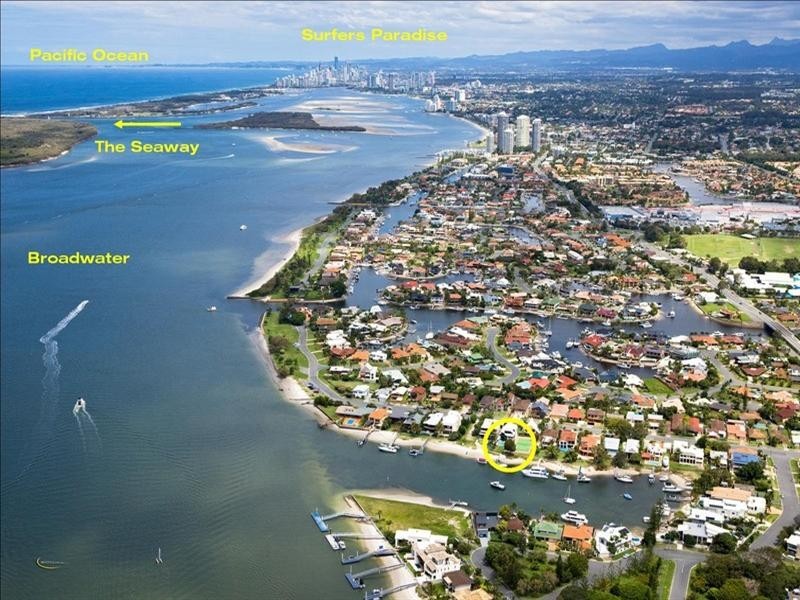 17-19 Howard Street, Runaway Bay QLD 4216